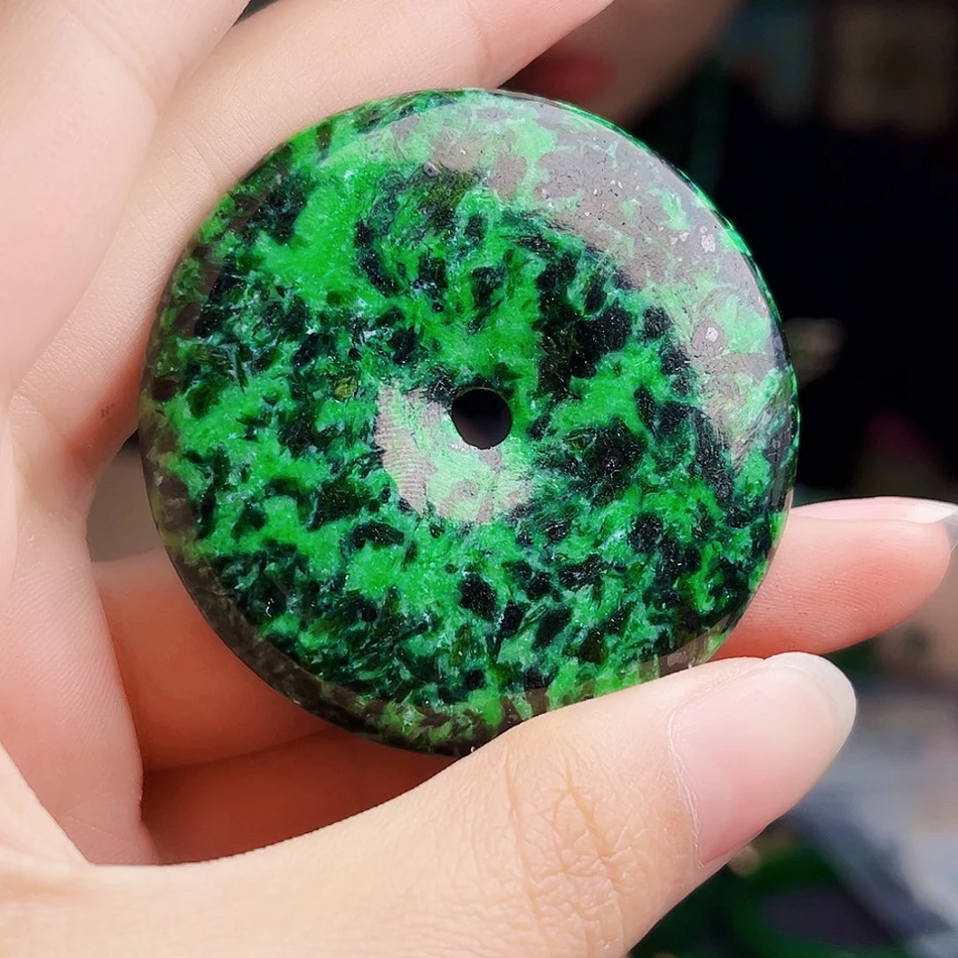 颈饰未镶嵌翡翠多样性