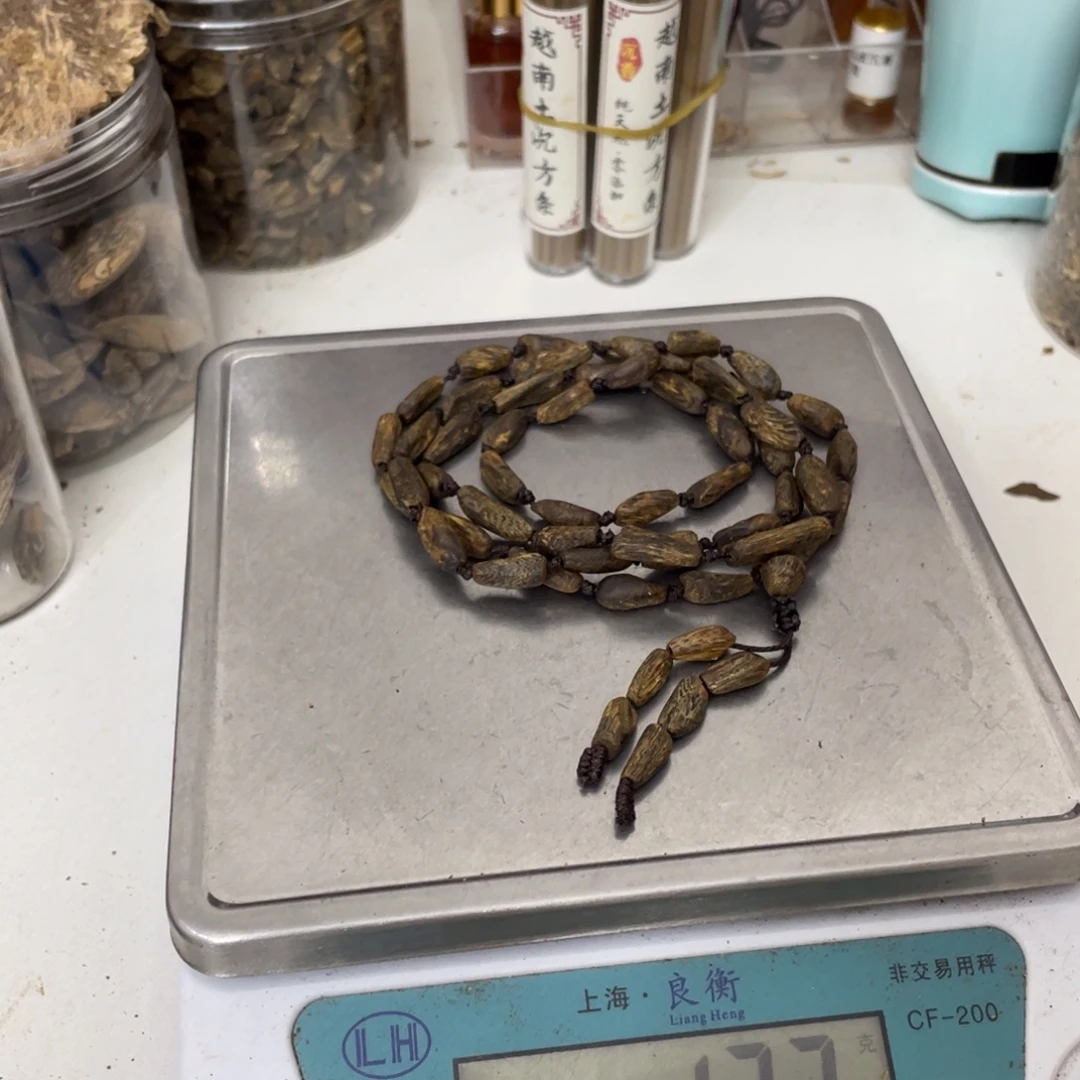 沉香碎屑沉香沉香