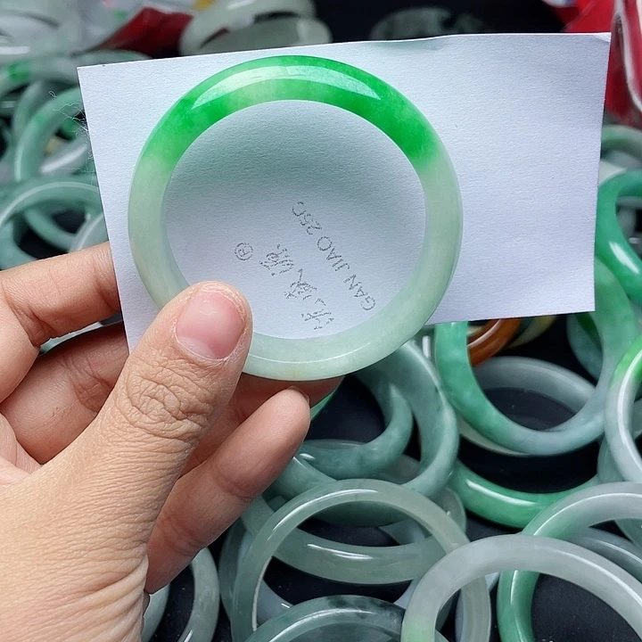 未镶嵌手镯翡翠森****店