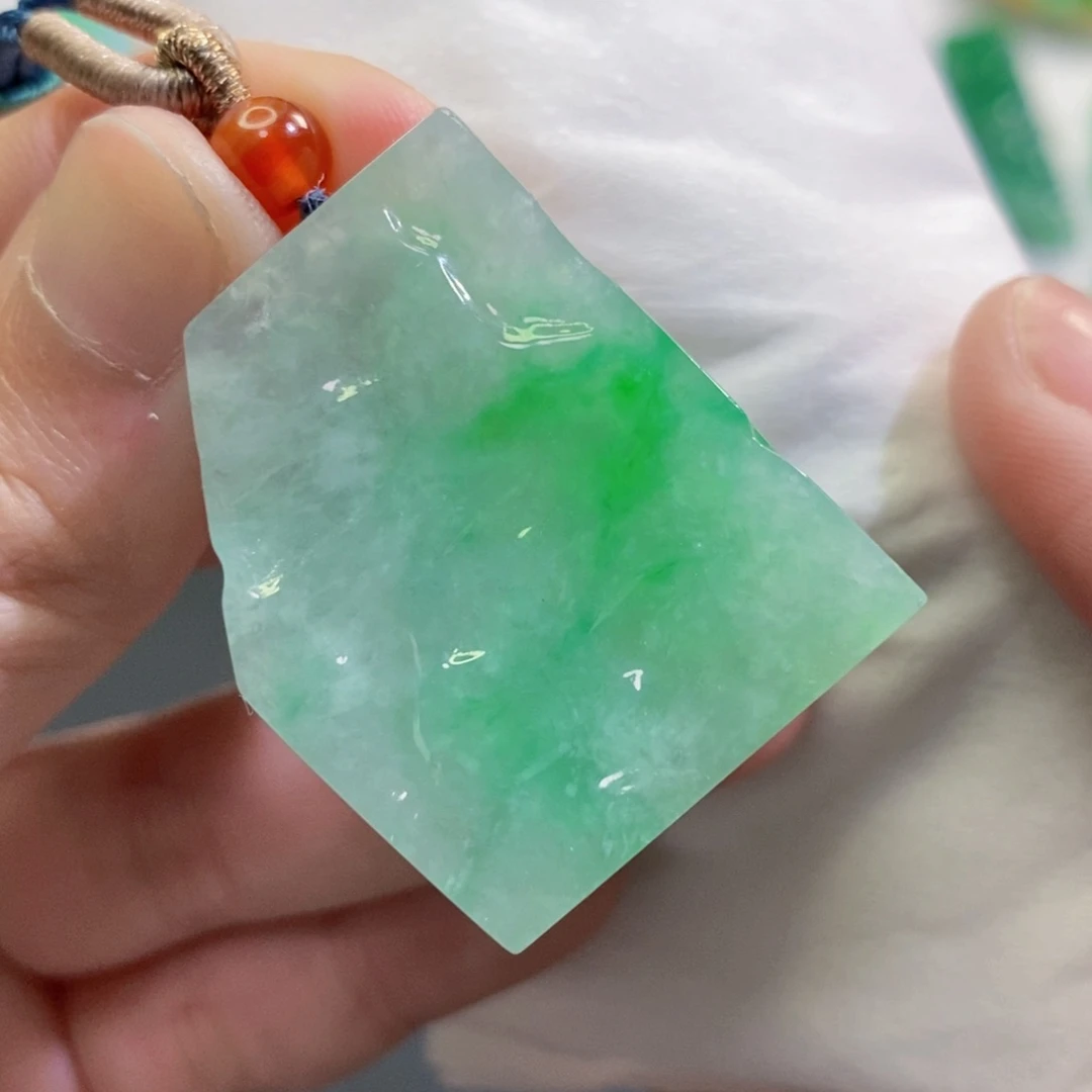 【闪购商品】翡翠吊坠(不含链)未镶嵌984