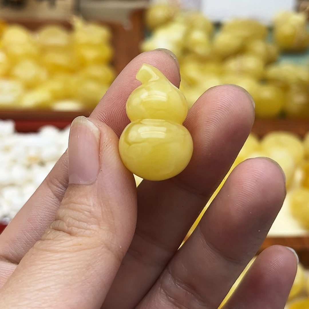 蜜蜡未镶嵌裸石配饰