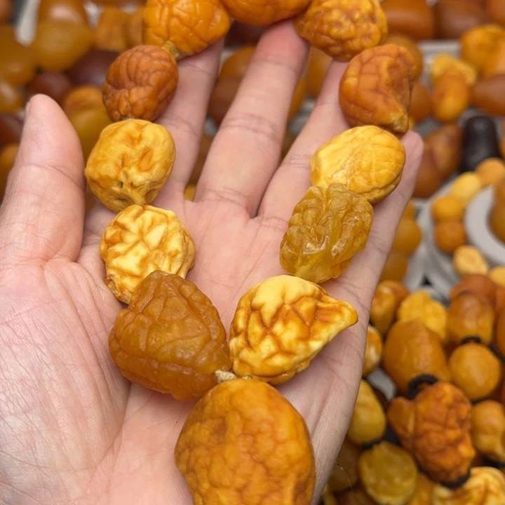 琥珀未镶嵌裸石天然蜜蜡手串