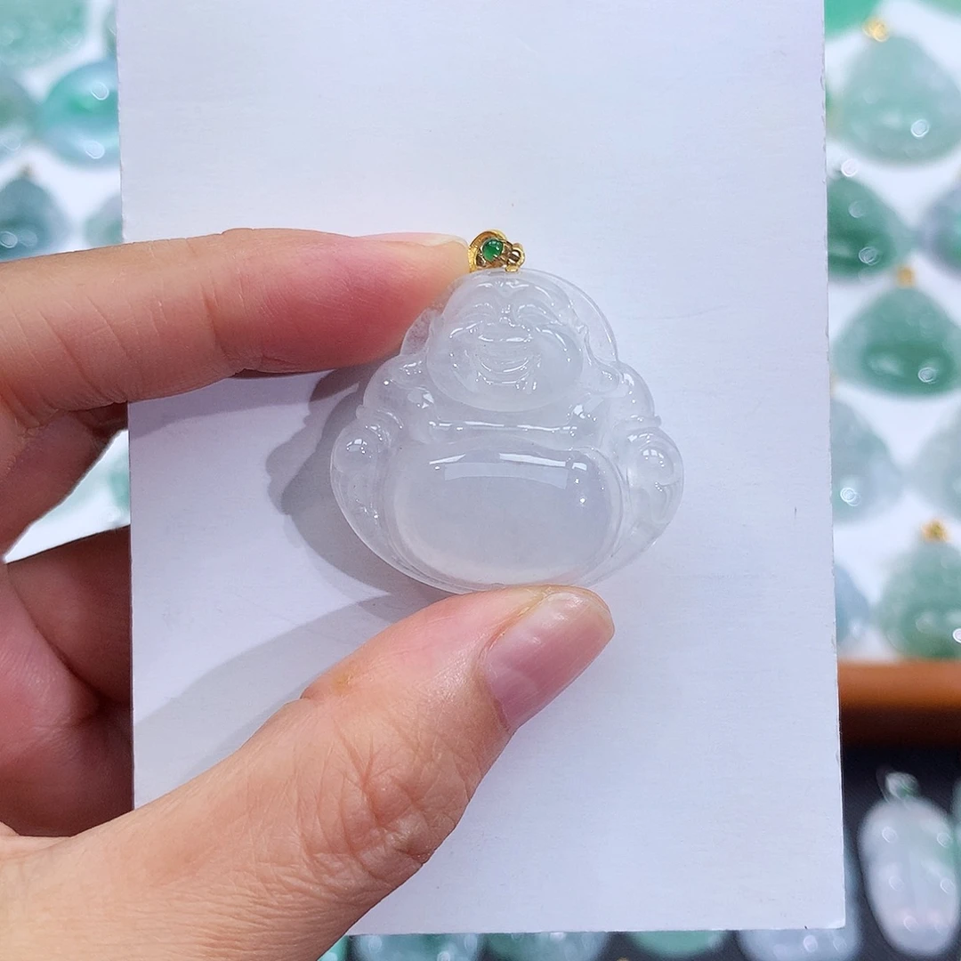 翡翠18K金镶嵌颈饰翡翠吊坠