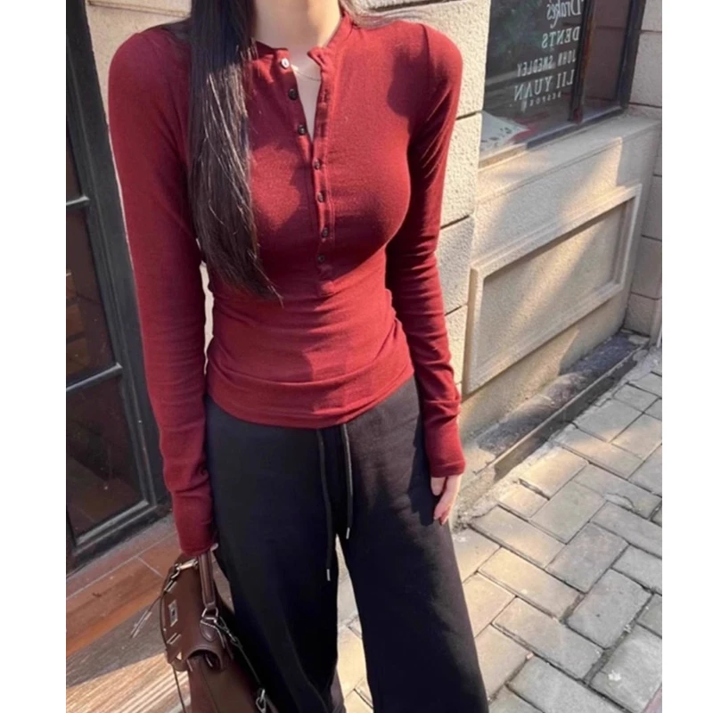 辣妹风修身T恤女秋季2025新款纽扣半开领内搭修身打底衫长袖上衣