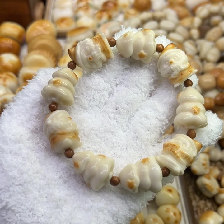 把件菩提根/象牙果59 象牙果原果雕刻炭烧圣诞主题瑕福利