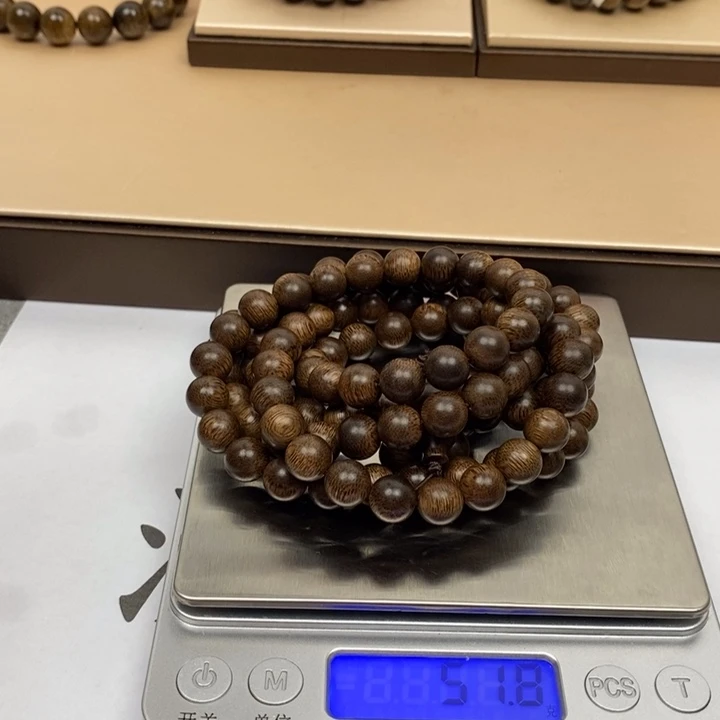骆***人手串沉香芽庄红土沉香
