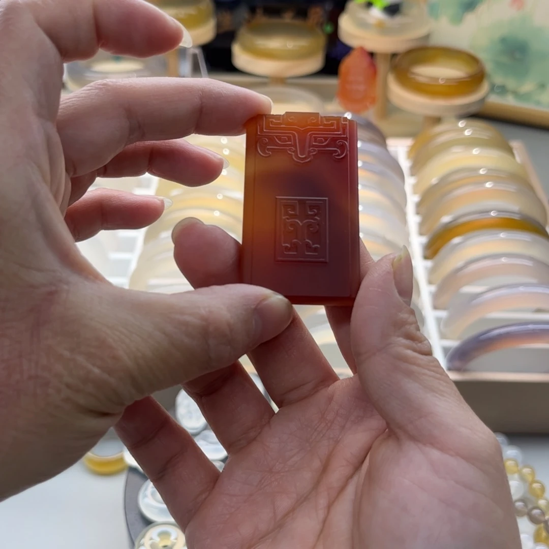 玛瑙/玉髓颈饰未镶嵌洋**麻