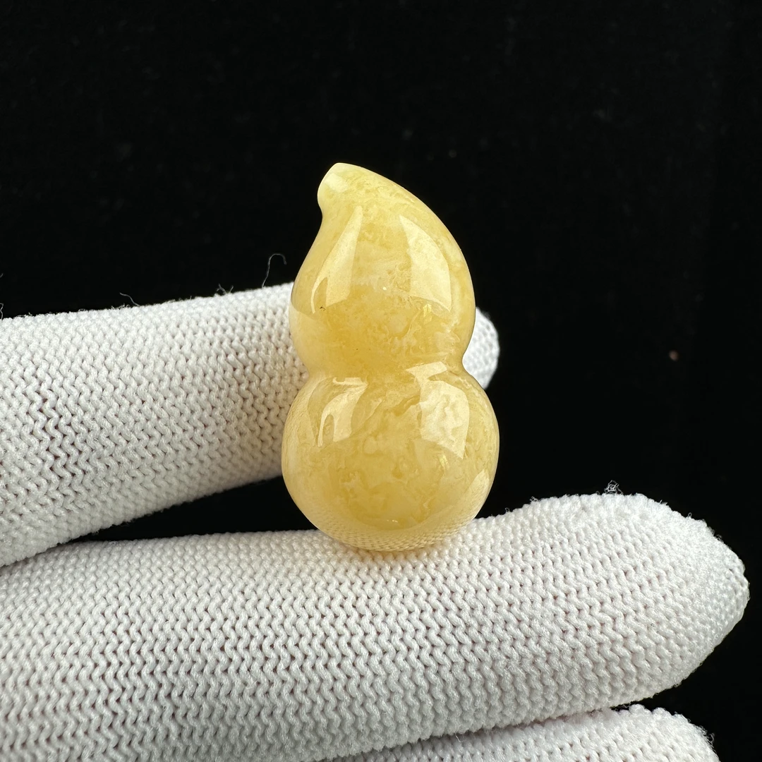 Y3393天然原矿蜜蜡鸡油黄葫芦17x30.4mm抖音基地质检发货