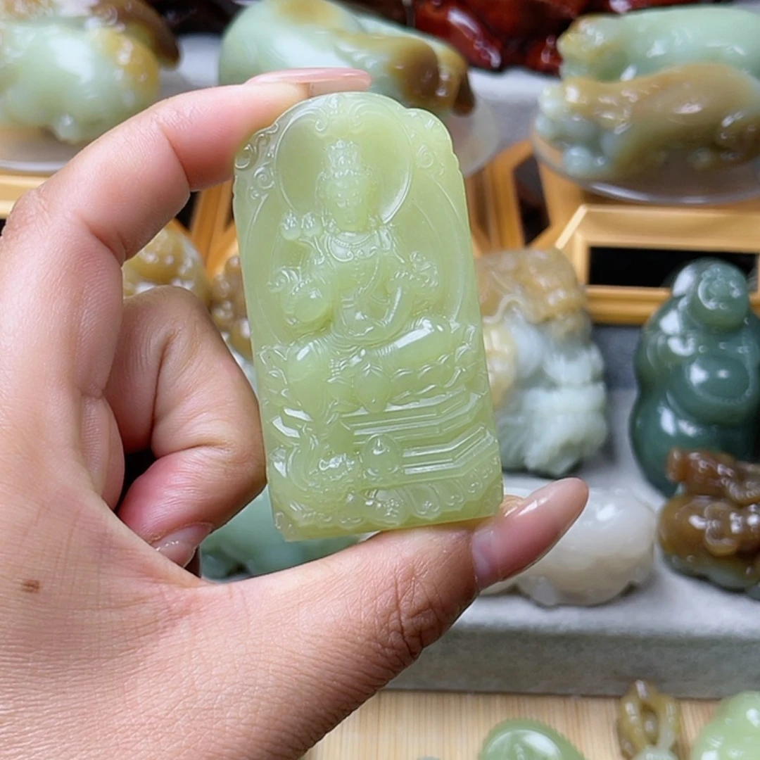 【闪购商品】未镶嵌和田玉挂件彭*冑
