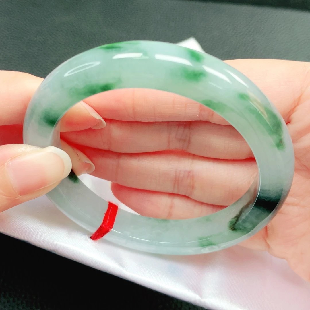 翡翠未镶嵌手镯56圈