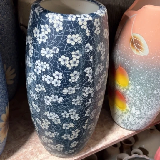 罐默认微瑕，有孔编号17-90