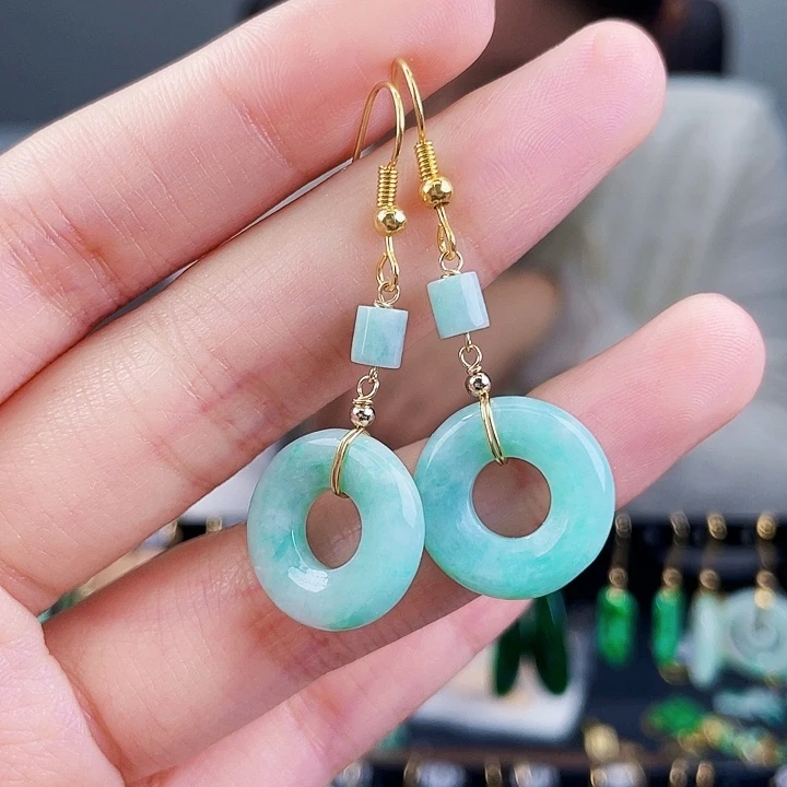 翡翠耳饰未镶嵌饰品