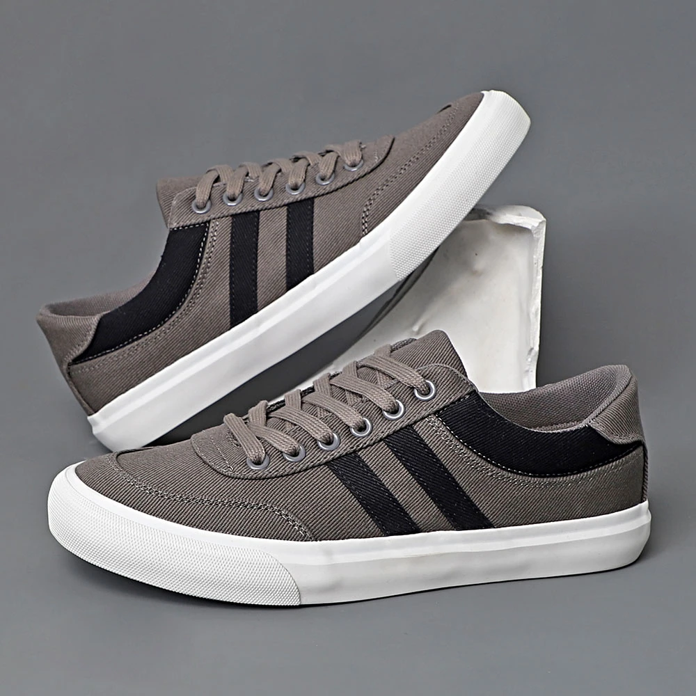 2025新款男士百搭透气帆布板鞋 潮流舒适软底防滑时尚潮鞋*25002