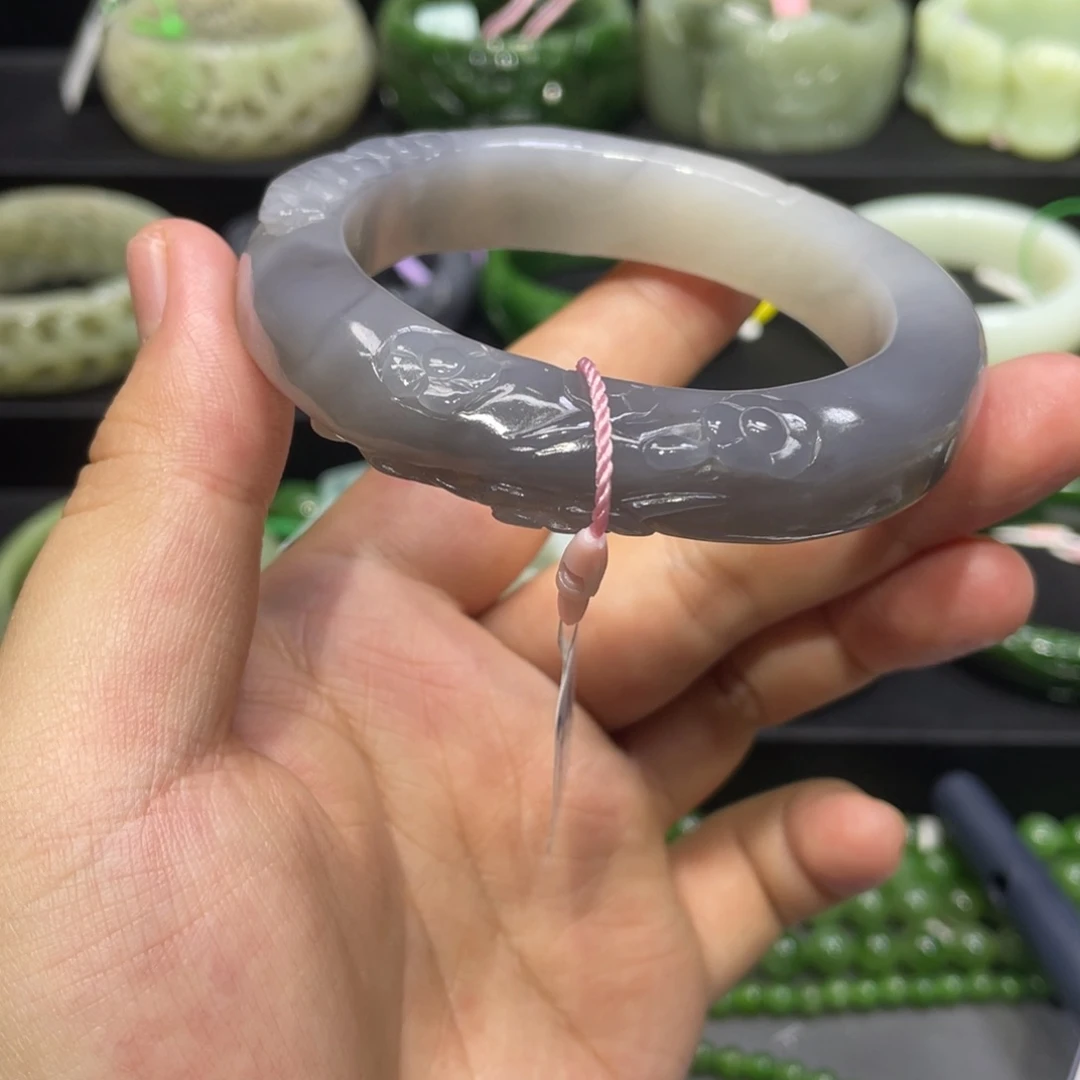 和田玉手镯57圈口 编号60未镶嵌