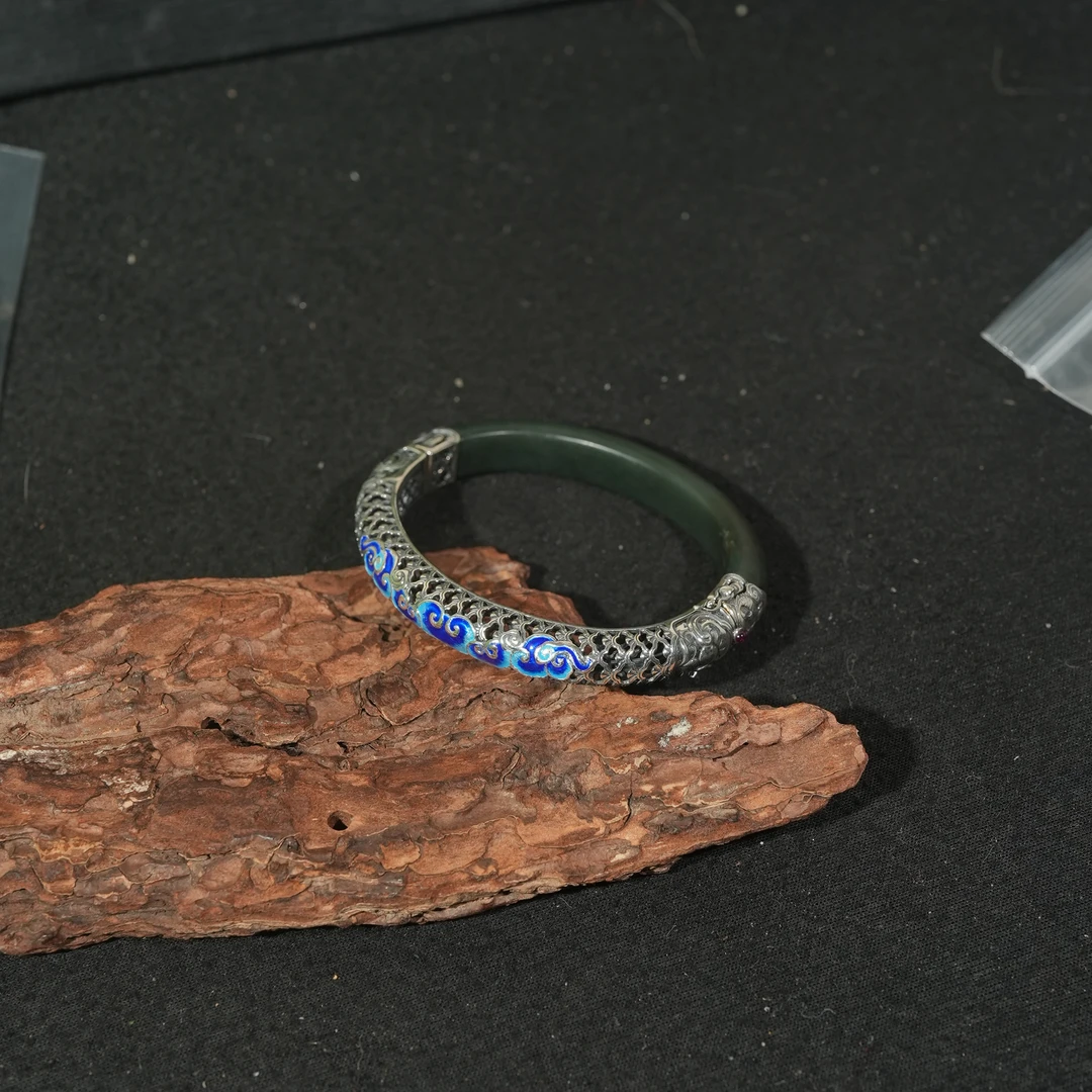 12.3香港王老板-和田玉手镯p149