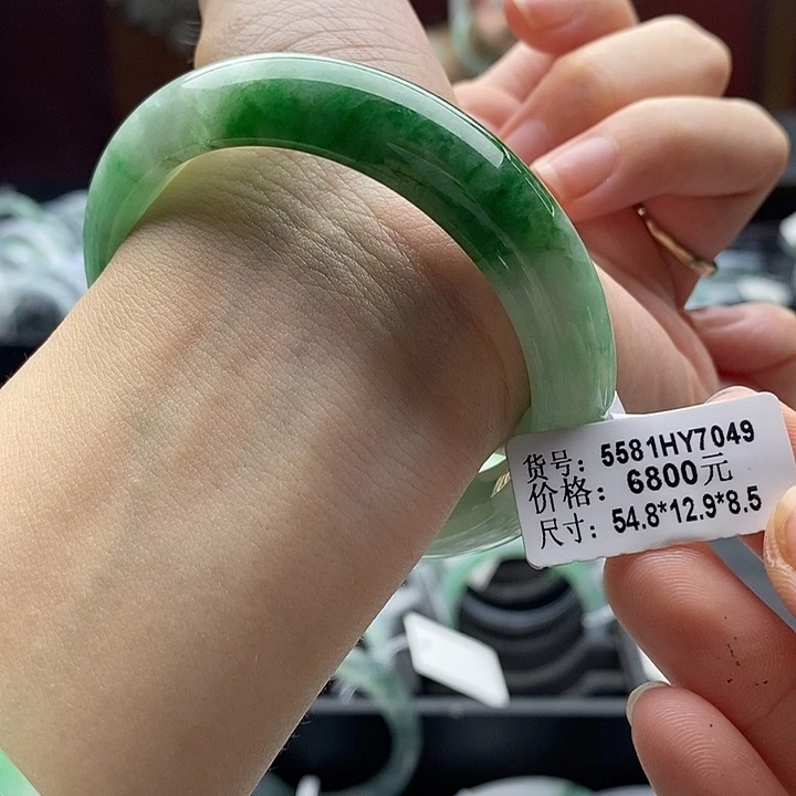翡翠手镯未镶嵌翡翠手镯55