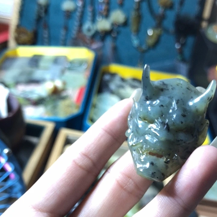 岫玉未镶嵌岫玉挂件