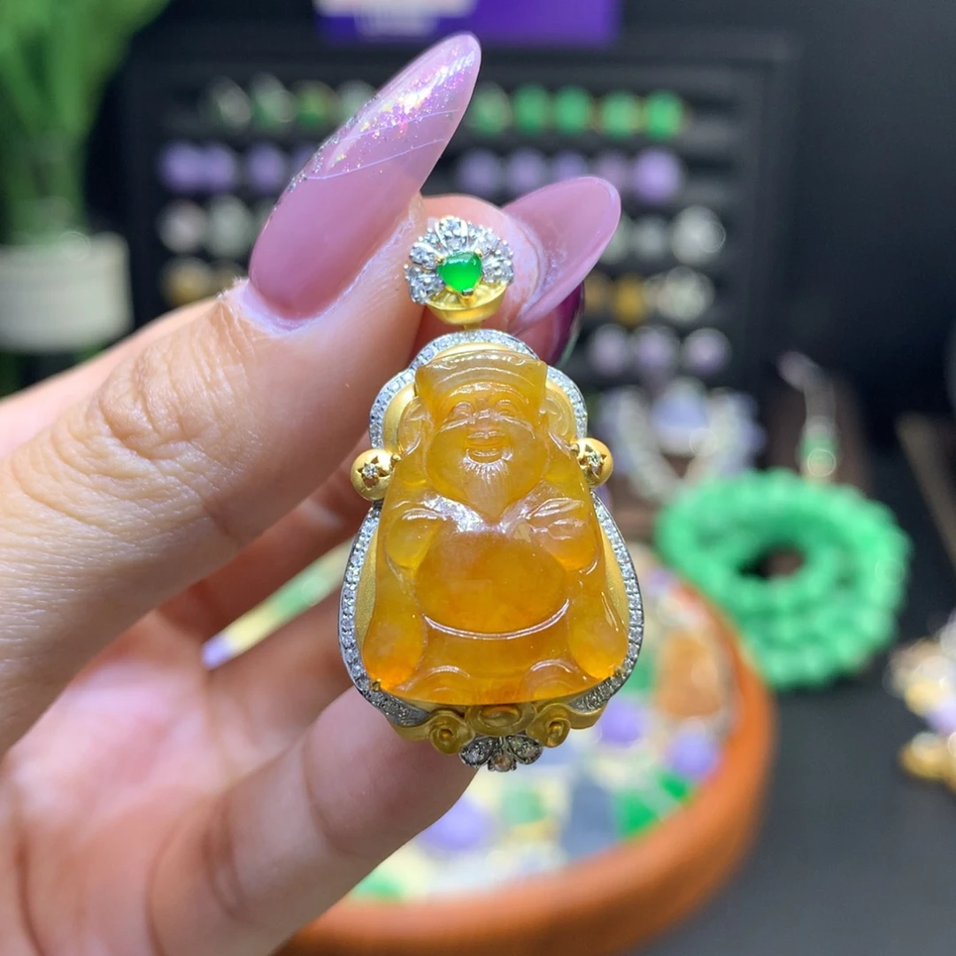 颈饰18K金镶嵌翡翠