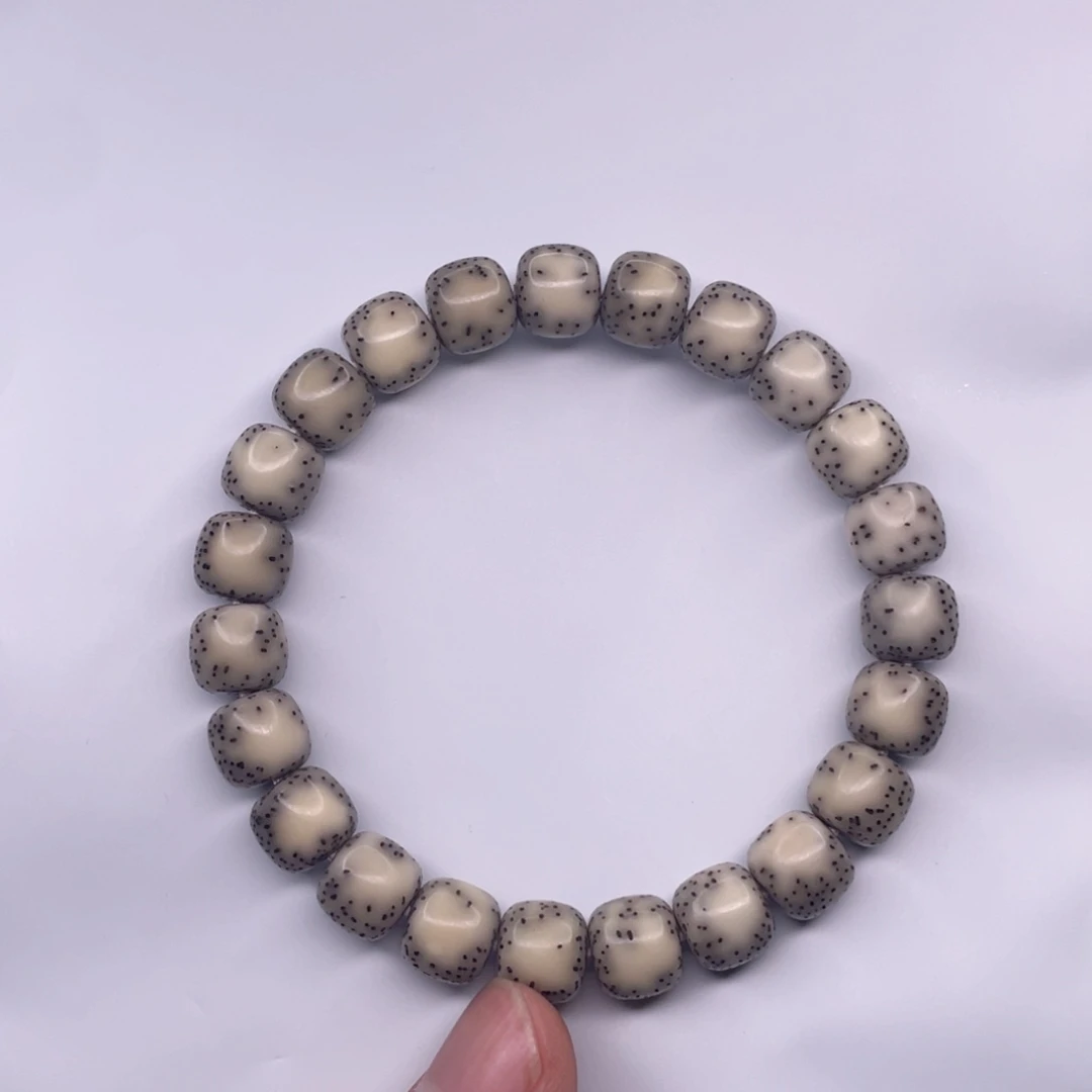 手串星月菩提糯冰石玉料半壁侧留白10x9