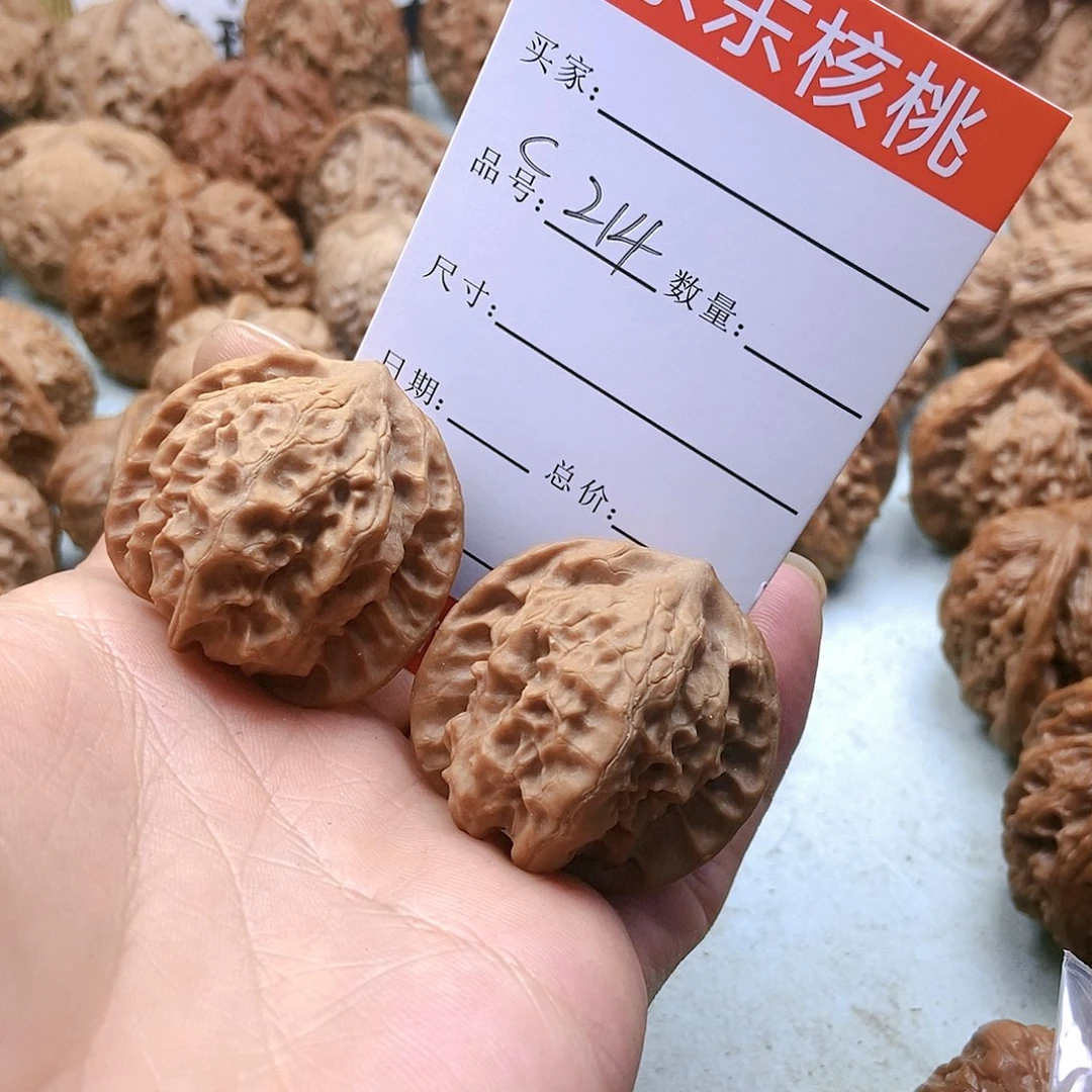 把件桃核214号全品玲珑37尺蜡皮