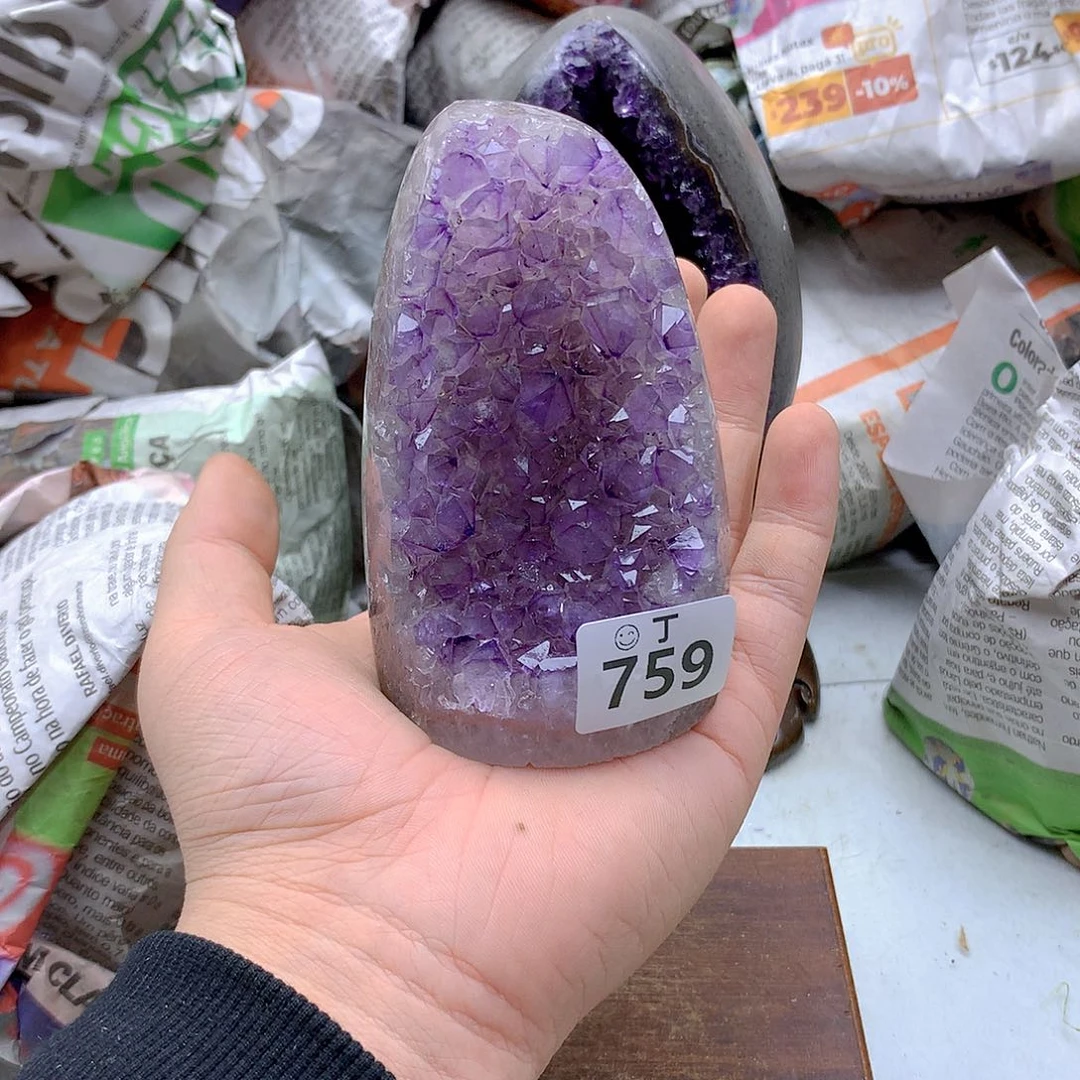 紫晶大型摆件（非配饰）未镶嵌
