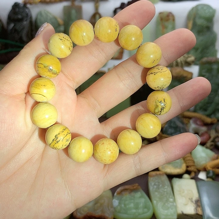 岫岩河磨玉（透闪石质玉）未镶嵌把件