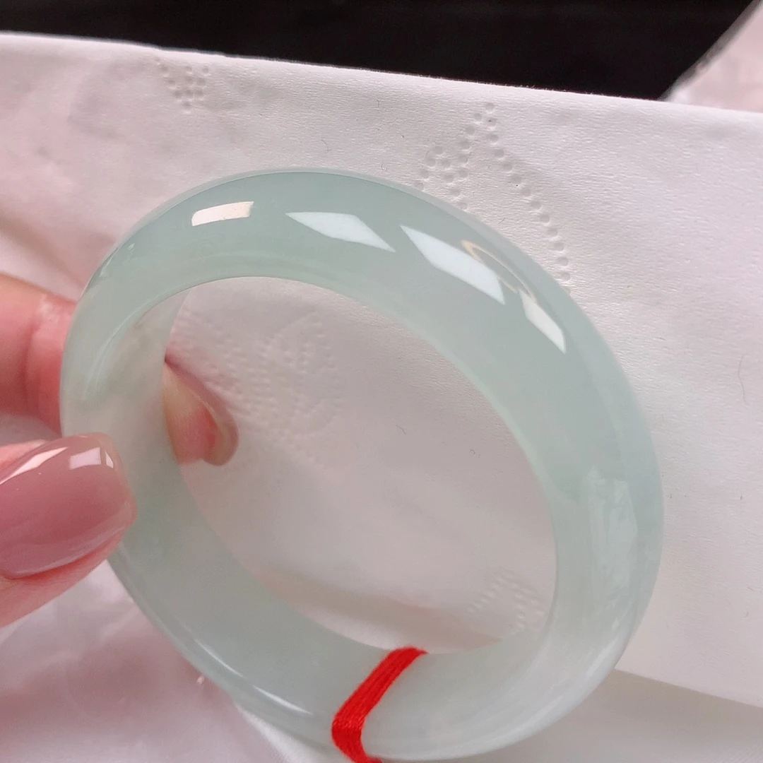 【闪购商品】未镶嵌手镯（贵妃镯）翡翠55