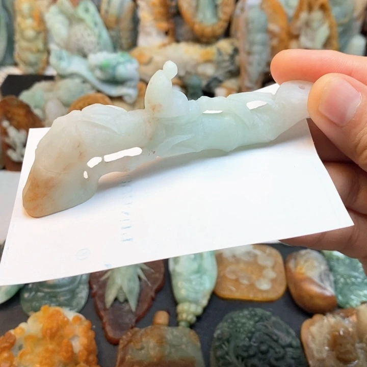 定制翡翠未镶嵌特色3