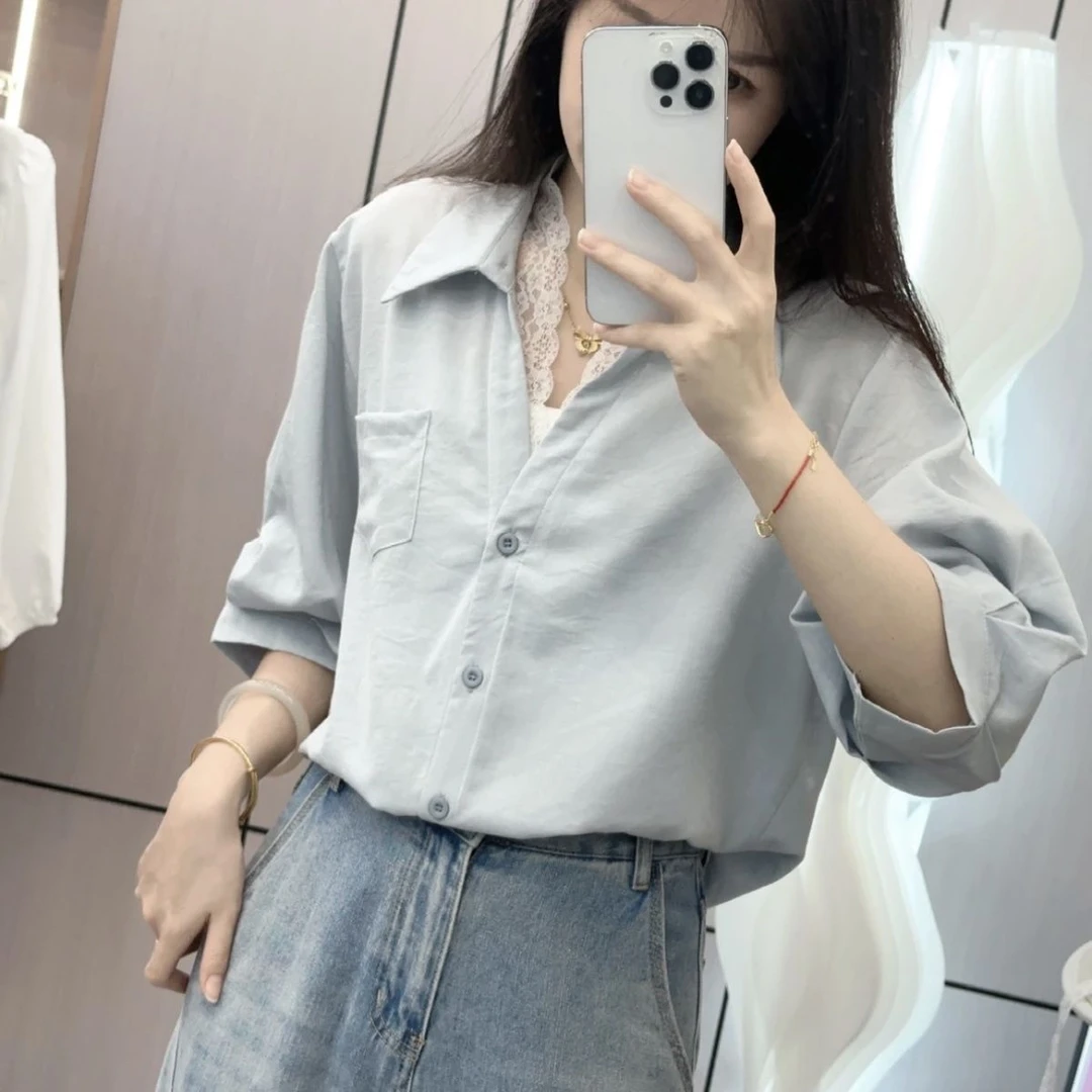 2025夏新款蕾丝拼接中袖衬衫女纯色衬衣精致百搭宽松上衣衬衣