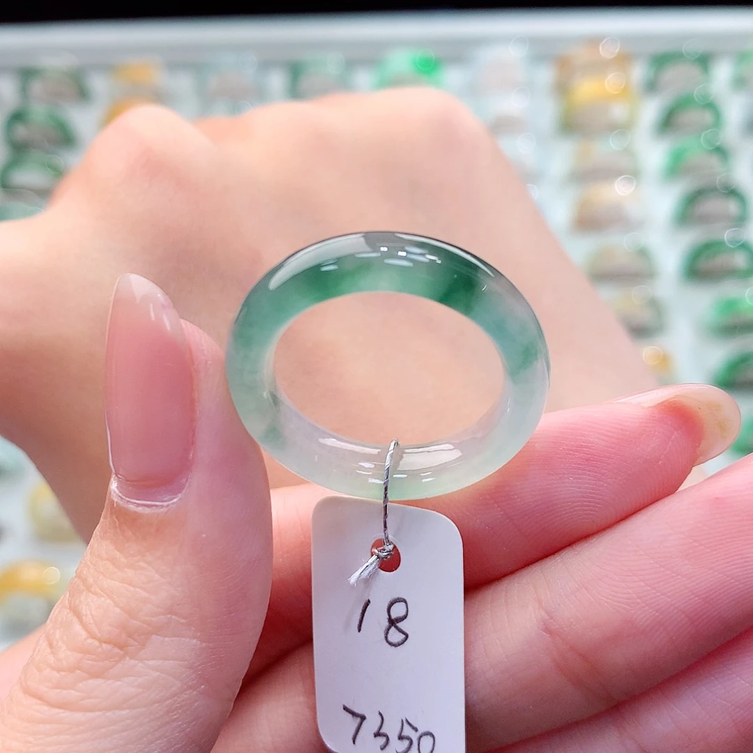 翡翠戒指未镶嵌18号