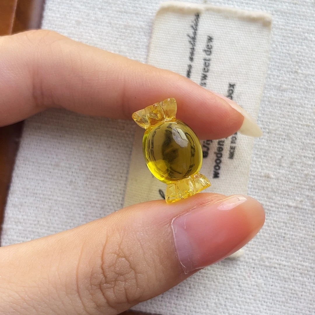 裸石琥珀未镶嵌糖果
