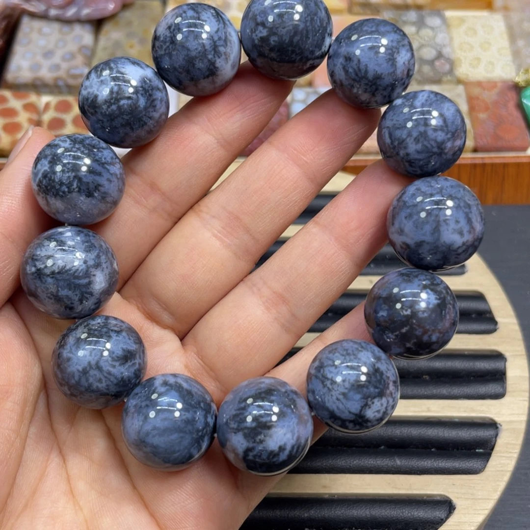 硅化玉未镶嵌颈饰k7