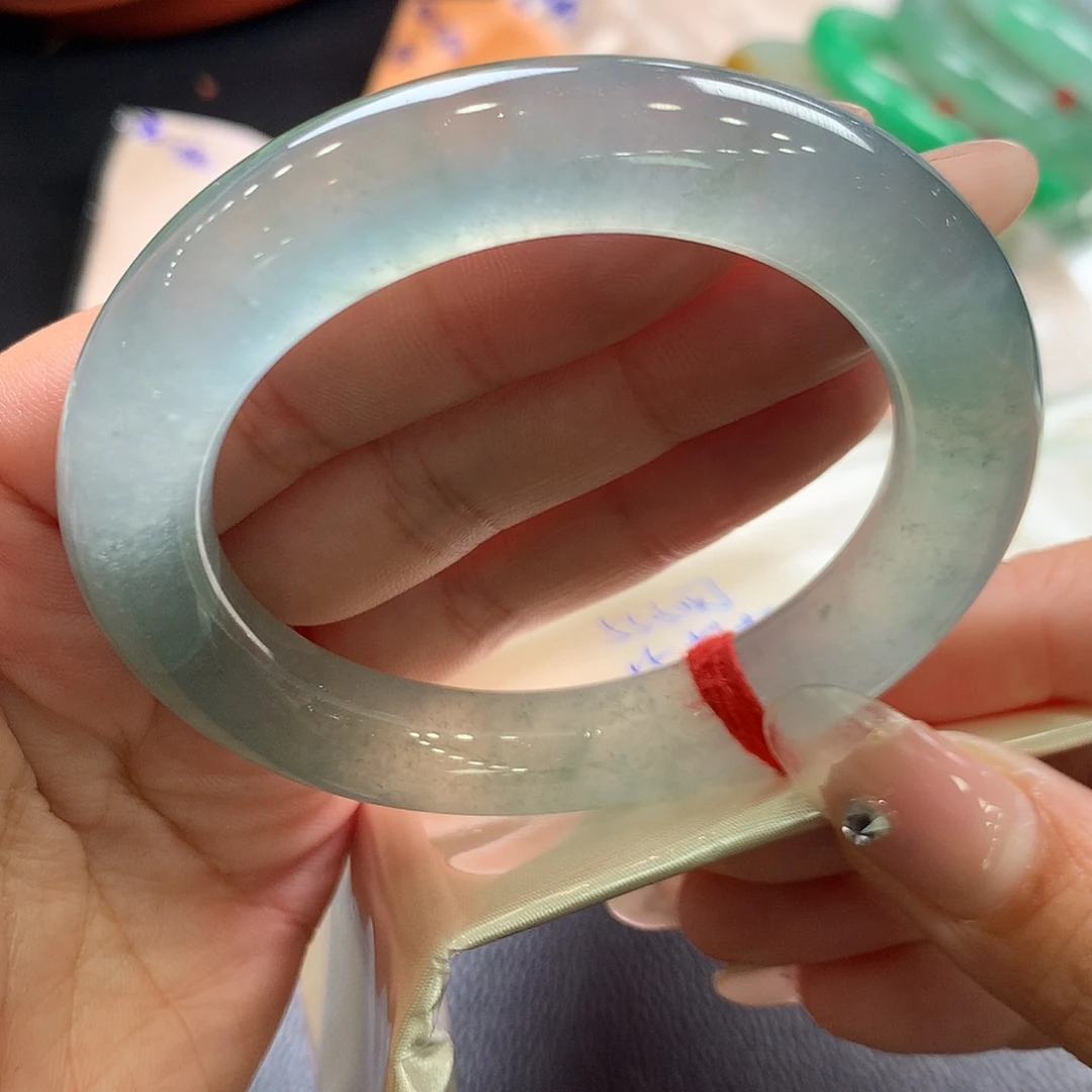 翡翠未镶嵌手镯55.5元大高货包容漏