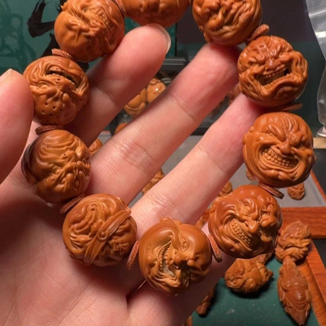 小***哥橄榄核吊坠橄榄核