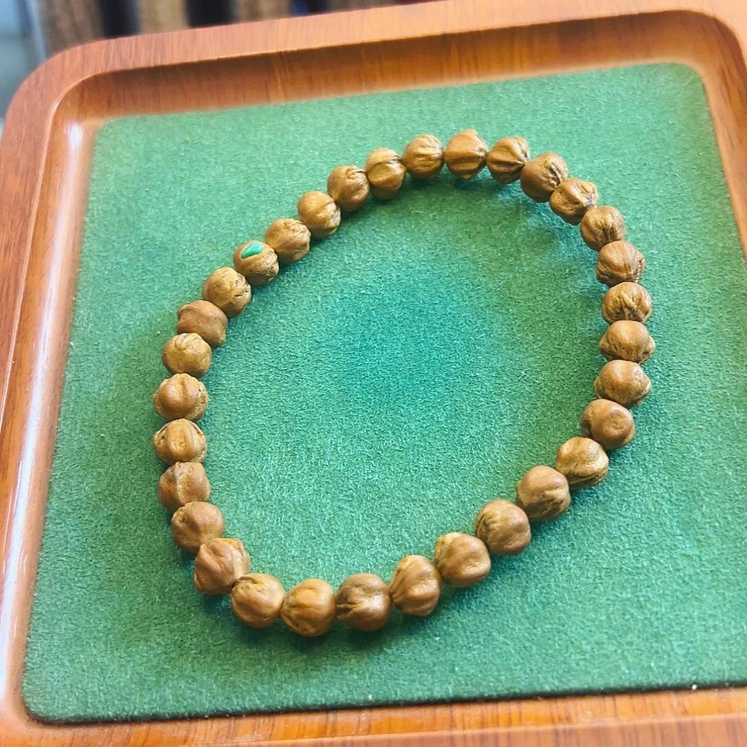 巴***、吊坠柏香籽/百香籽