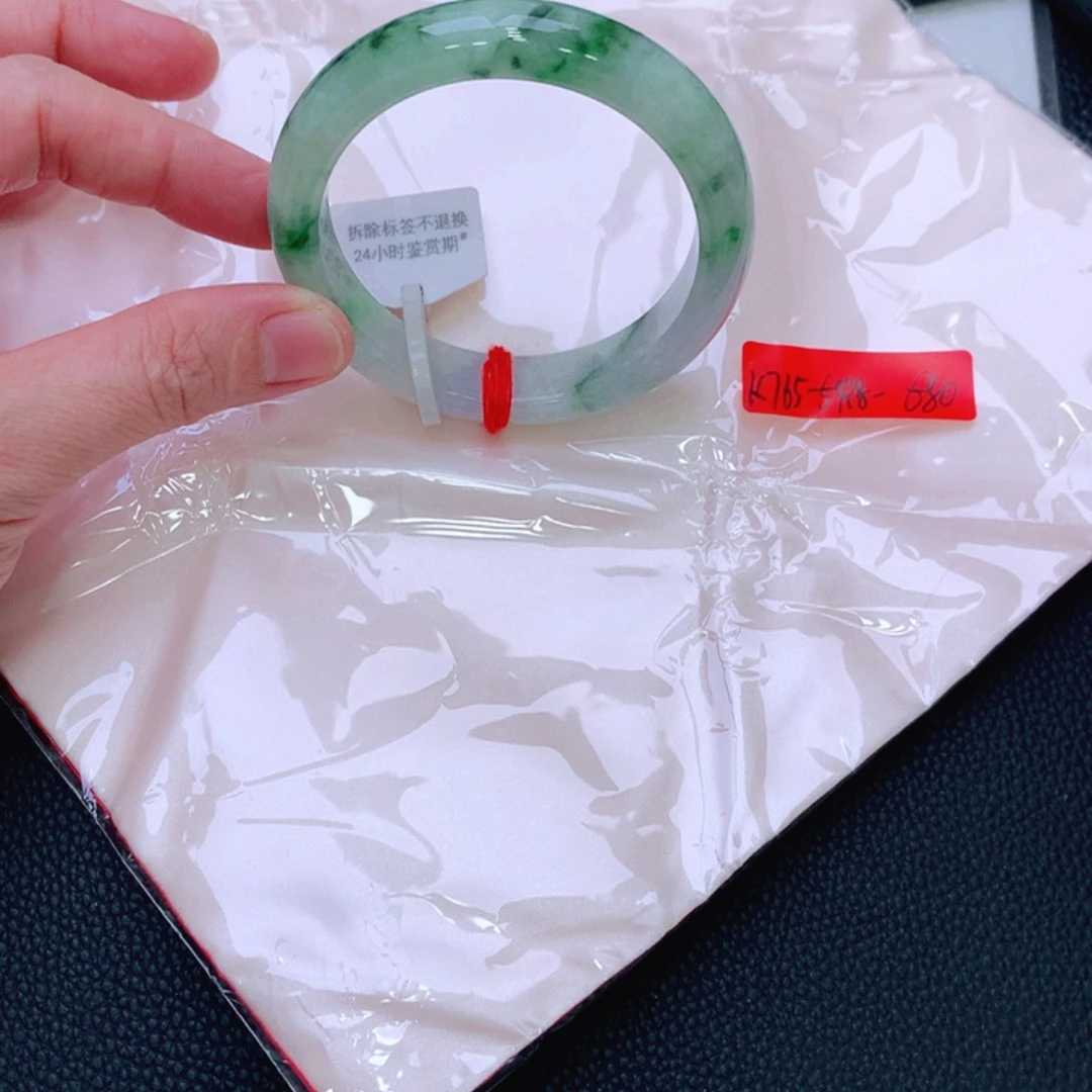 未镶嵌手镯翡翠缅甸翡翠手镯