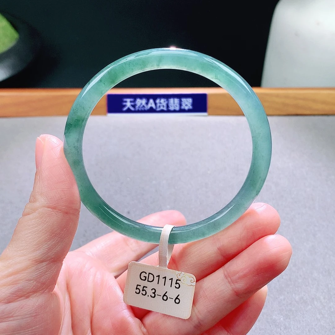 未镶嵌手镯翡翠天然翡翠手镯a货