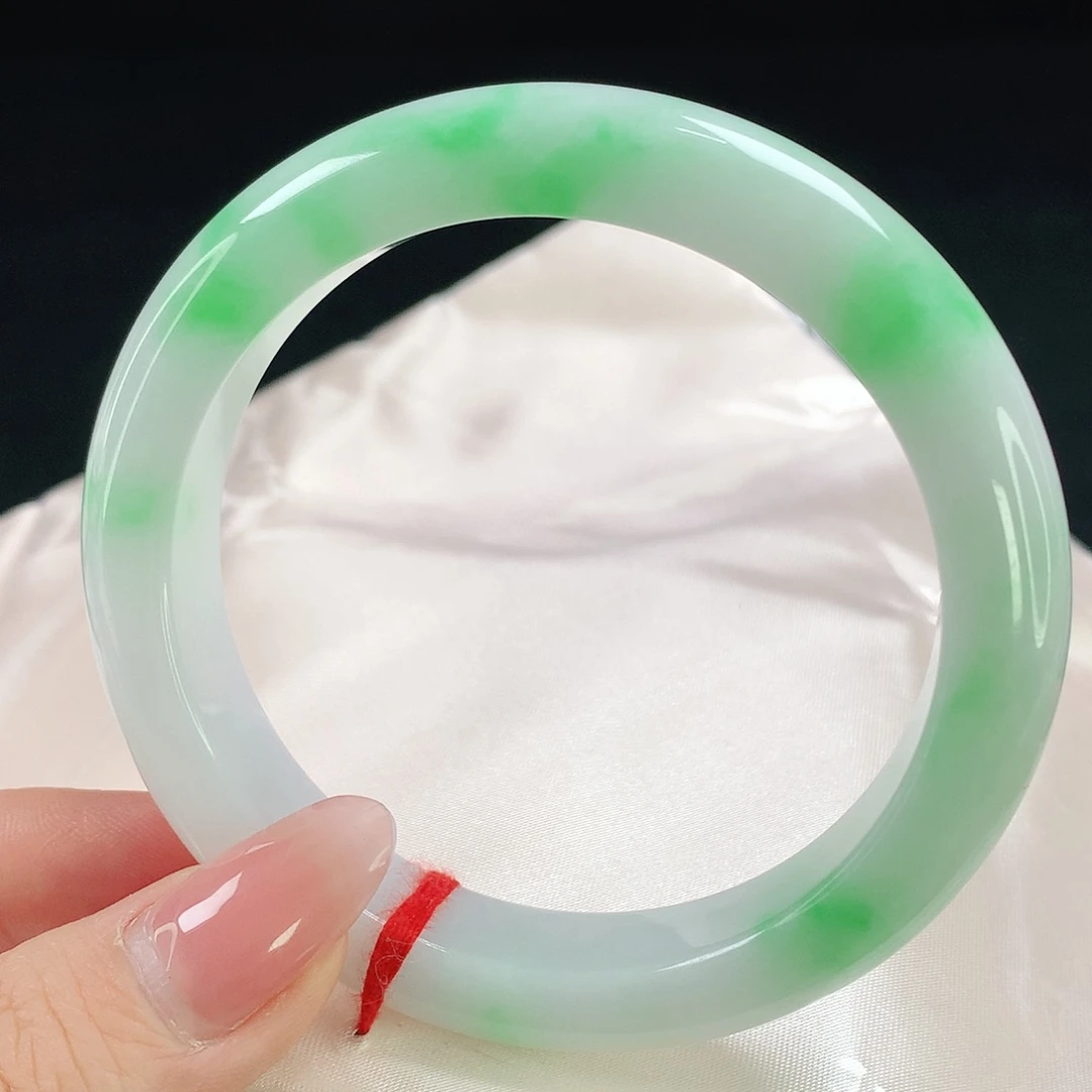 未镶嵌手镯翡翠817