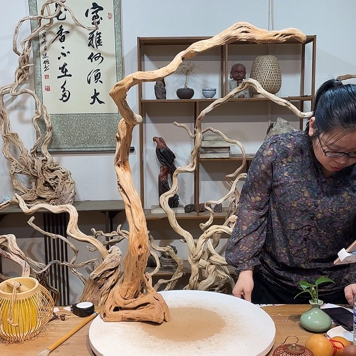 长***游香榧木杜鹃根根艺摆件