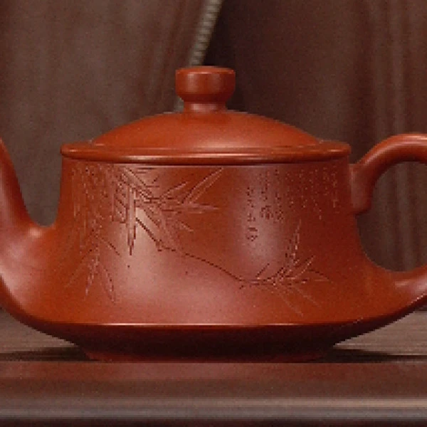 赵庄朱泥 曲壶 210cc 紫砂茶壶