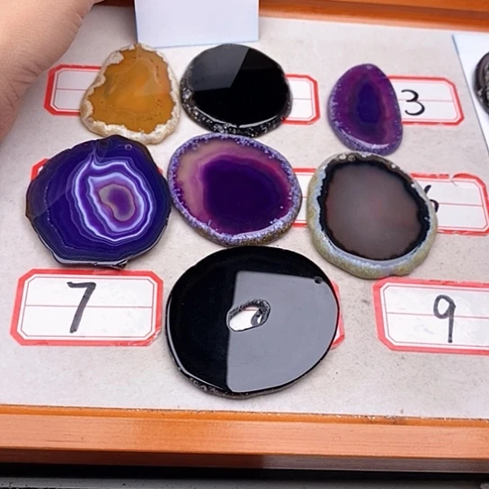 天***飞玛瑙/玉髓颈饰未镶嵌