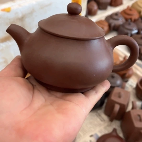 紫砂茶壶瑕疵……………………