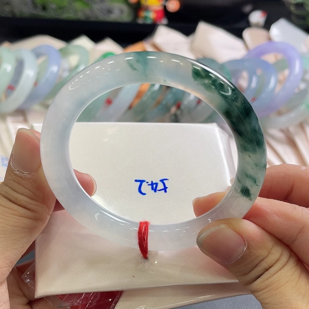 翡翠手镯未镶嵌54圆条