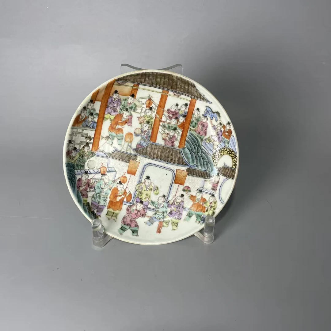 粉彩百子闹春图盘