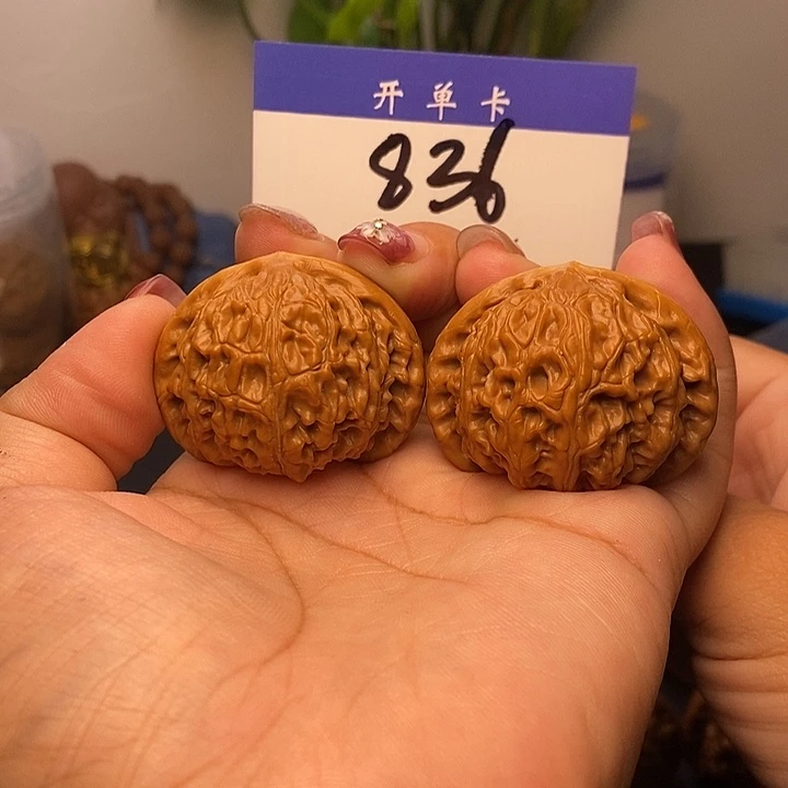 吊坠桃核宫灯42有修s
