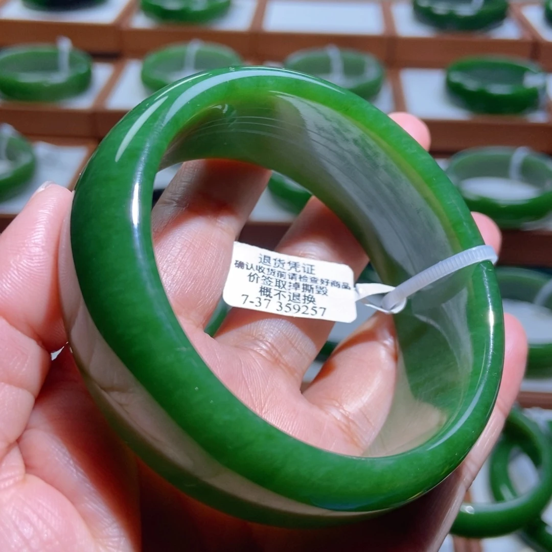 和田玉（碧玉）未镶嵌手镯阳绿6162