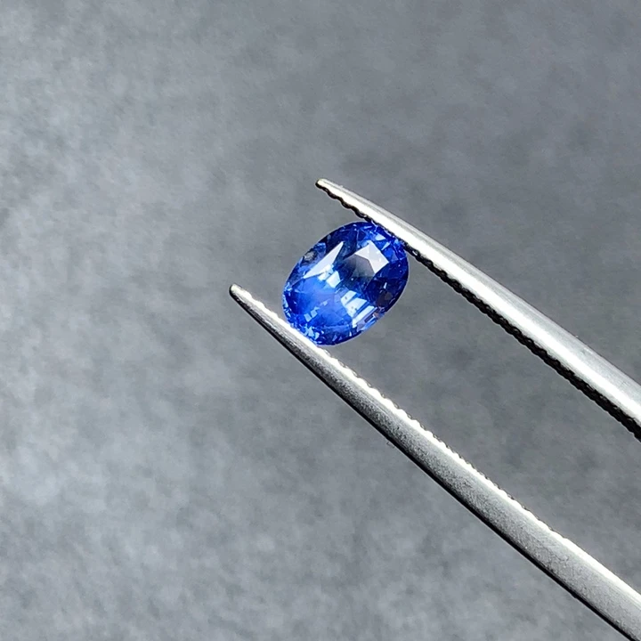 蓝宝石裸石1.01ct无烧矢车菊蓝宝石7.01*4.95