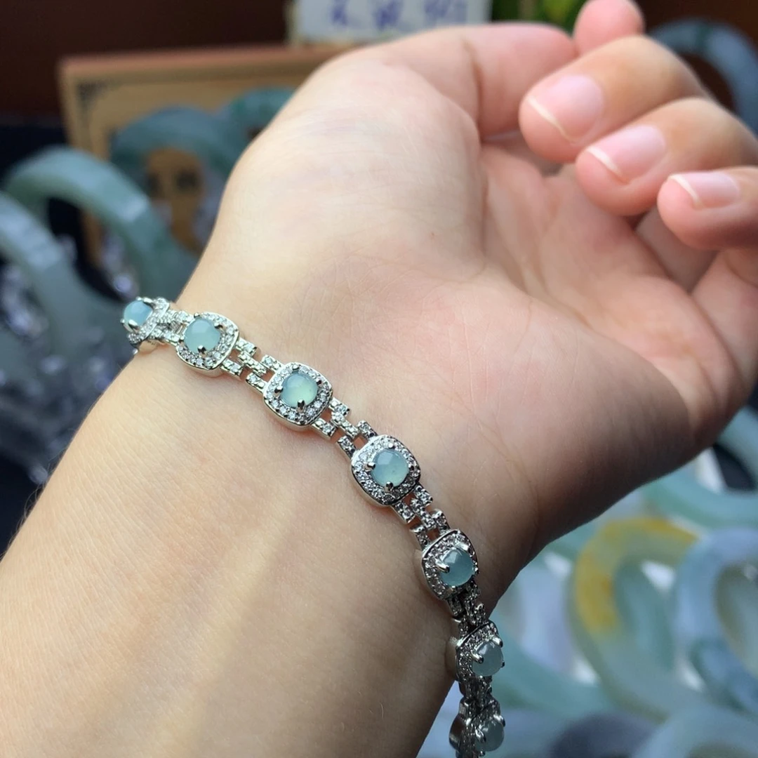 未镶嵌手链翡翠多样性