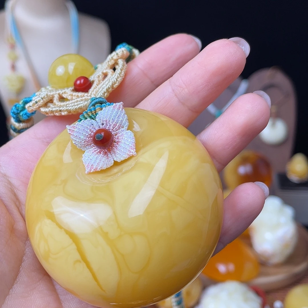 琥珀未镶嵌珠宝奇石