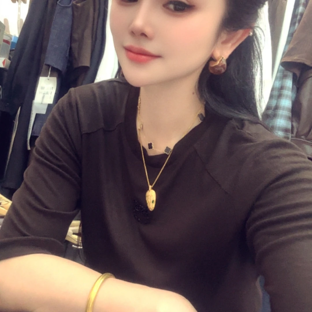 新款前钻洋气女人味百搭打底衫长袖